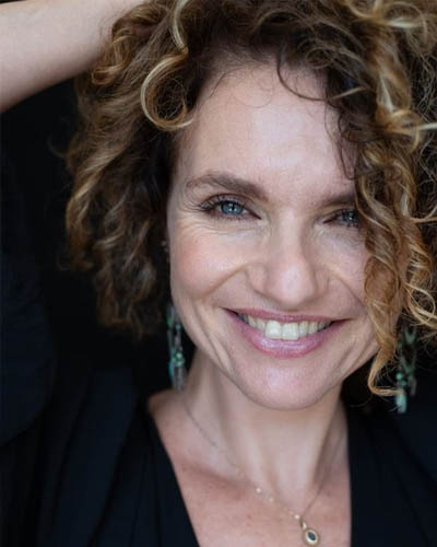 מיה בכר | Maya Behar