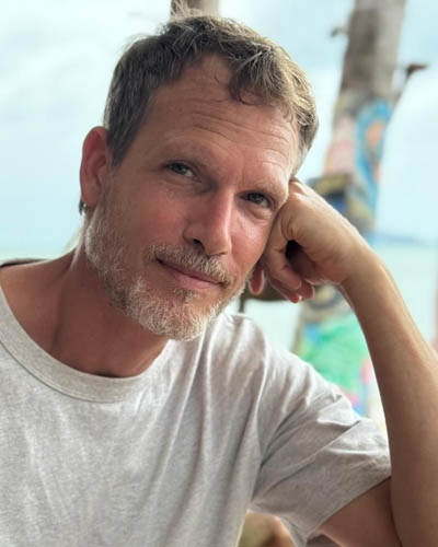 תום ברטוב | Tom Bartov